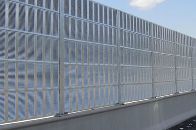 為什么聲屏障在生活中越來(lái)越常見(jiàn)了?